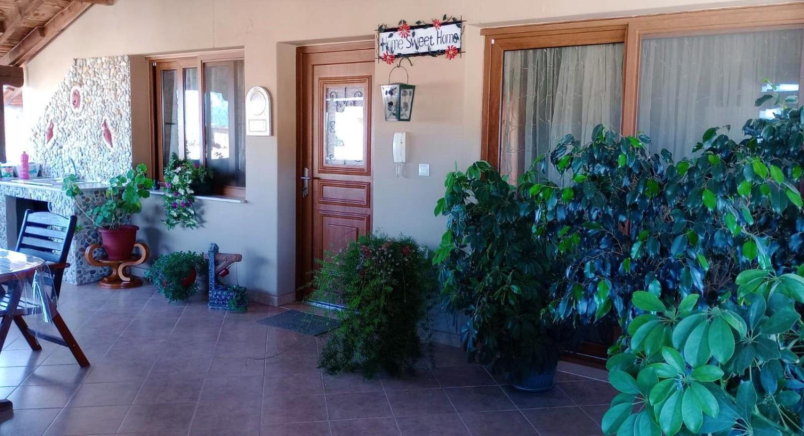 Magnolia House *
